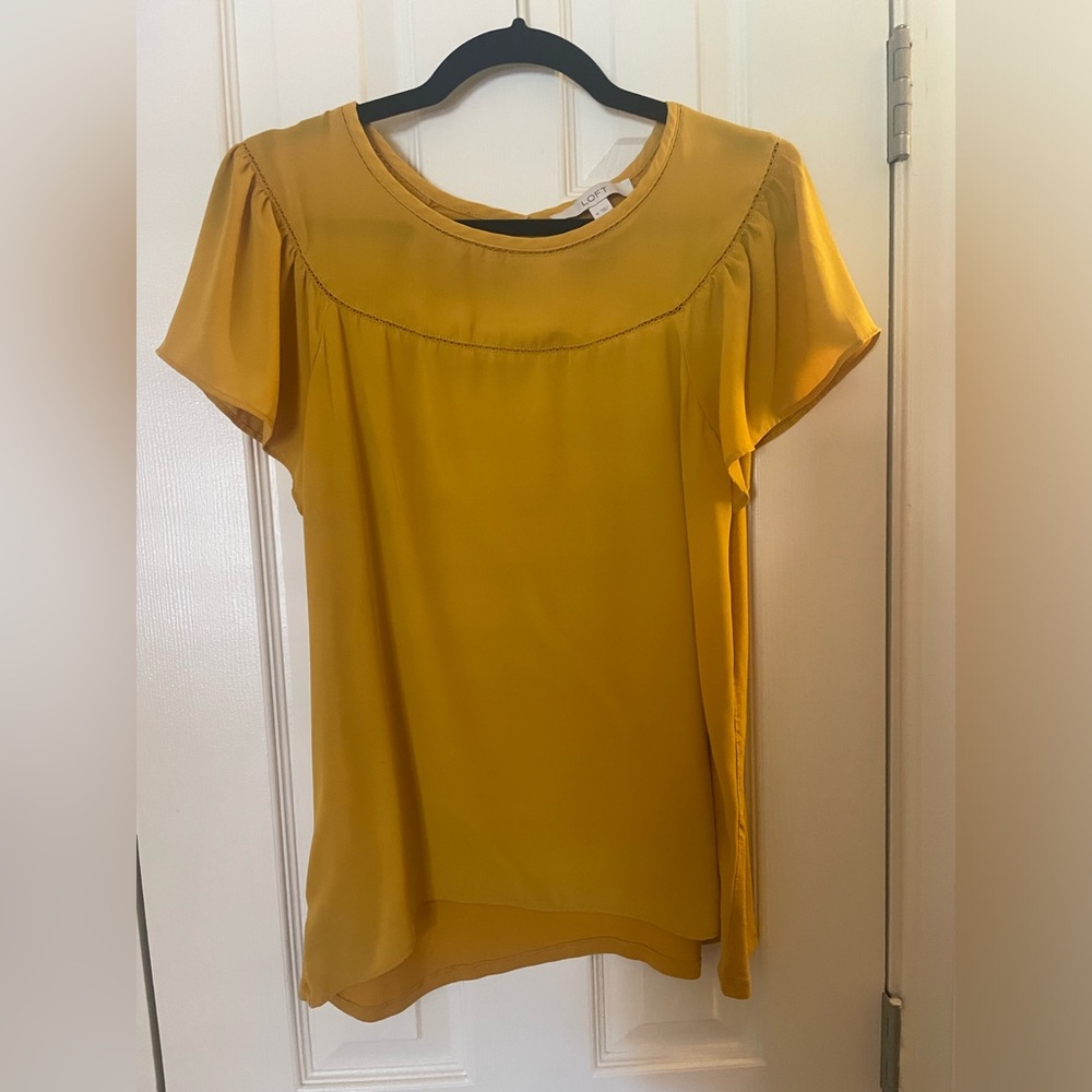 LOFT Yellow Flutter Short Sleeve Blouse - Size M
